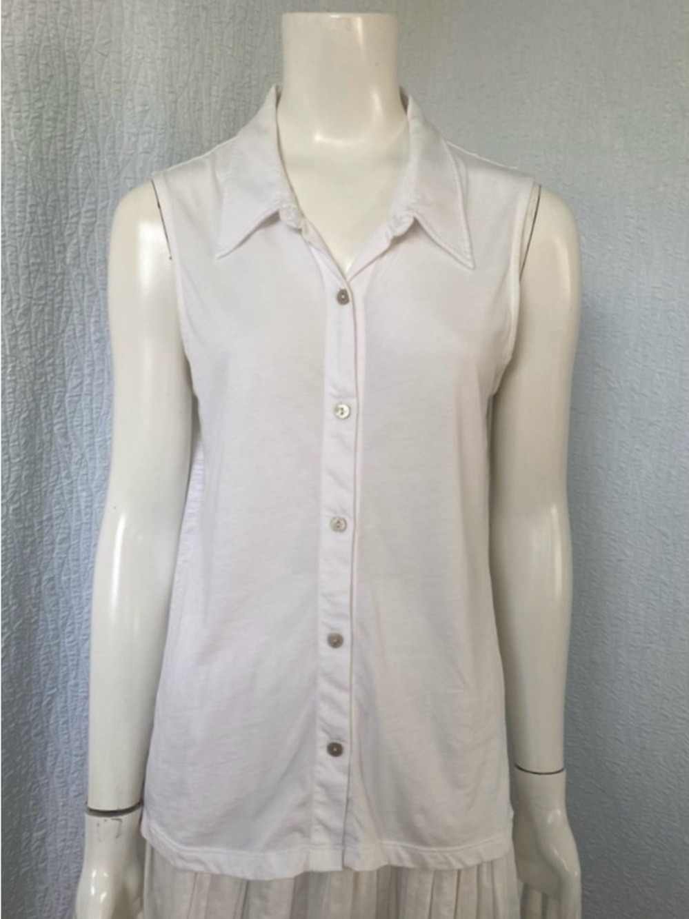 Goldie  Lewinter Pima Cotton Knit White Sleeveless Collared Tee Tank Blouse